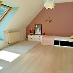 Family House 190 M2 - 3 Bedrooms, 2 Bathrooms