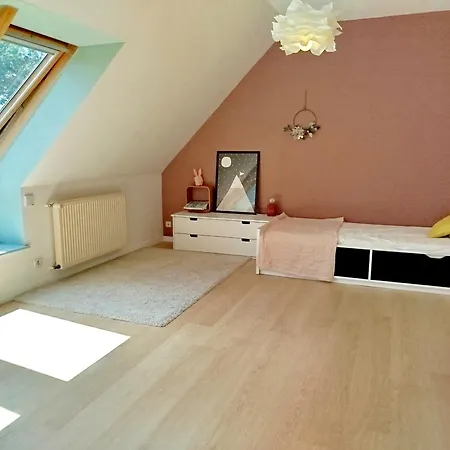 Family House 190 M2 - 3 Bedrooms, 2 Bathrooms